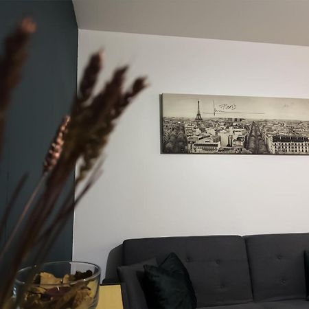 8 Personnes - 4 Rooms - 2 Salle De Bain - Metro 7 & 14 - Porte Italie - Private Car Park- Wifi ル・クルムラン・ビセートル エクステリア 写真