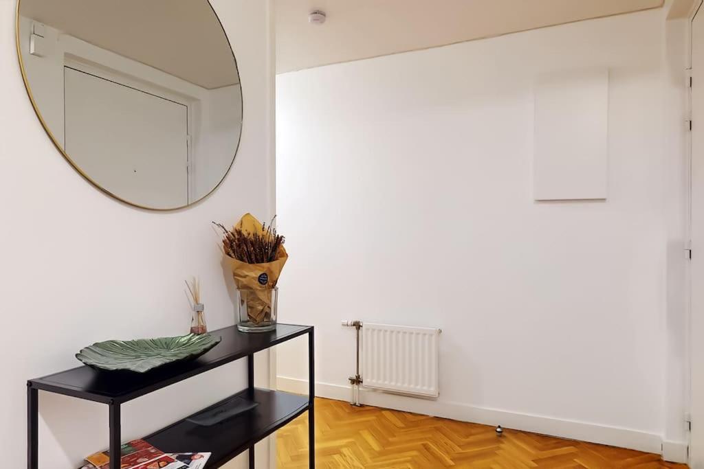 8 Personnes - 4 Rooms - 2 Salle De Bain - Metro 7 & 14 - Porte Italie - Private Car Park- Wifi ル・クルムラン・ビセートル エクステリア 写真